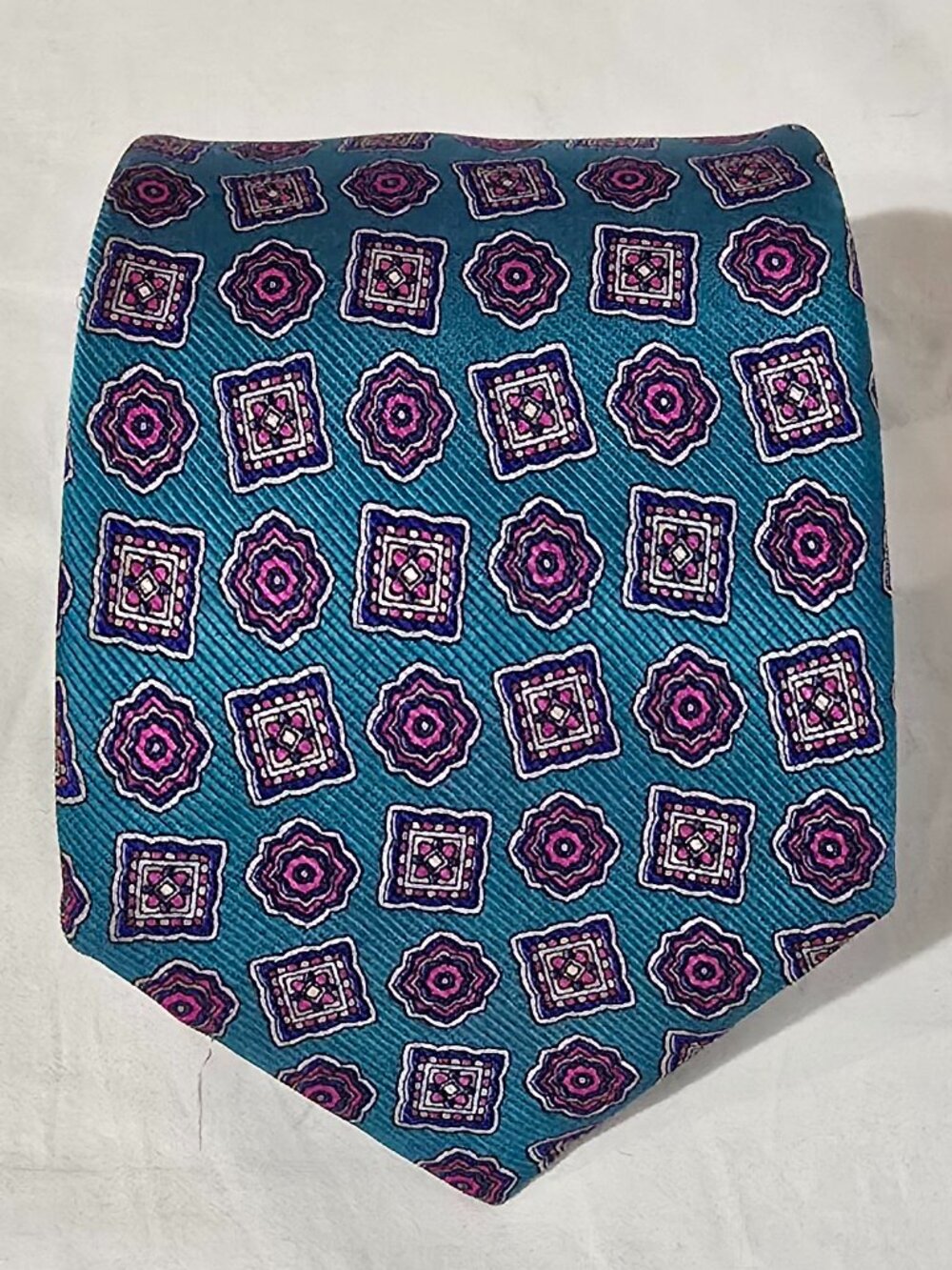 Steffano Ricci Made in Italy 100% Silk Necktie - Blue White Geo - 3 1/2" x 62"